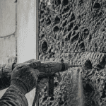 artisan perce machefer mur rénovation