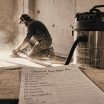 meilleur aspirateur de chantier professionnel utilisé avec ponceuse sur chantier