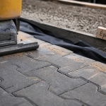 Autobloquant pave en pose, épaisseur 6 cm minimum et joint